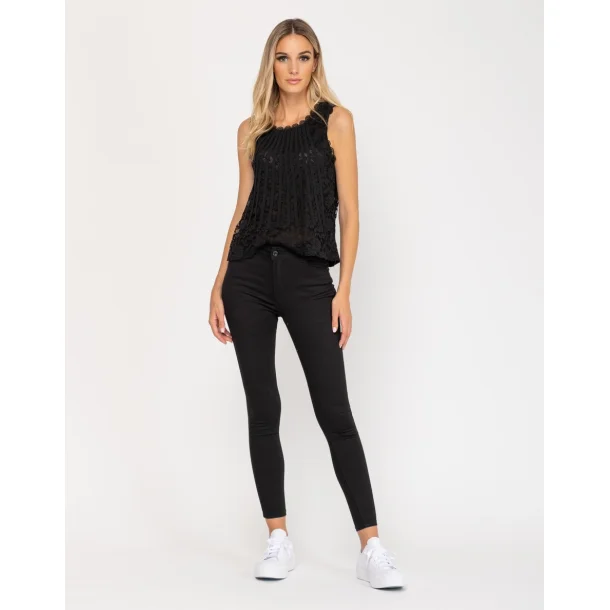 Push up slim fit jeans