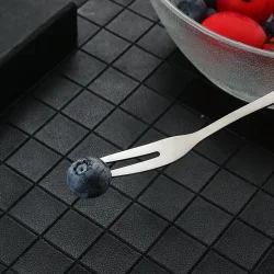 Elegant lille gaffel  perfekt til tapas, forretter og desserter slges af 3 stks.