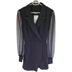 Blazer suite, med shorts, blonde �rmer og talje