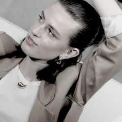 Tara IN:STORE Swirl Earring Silver Plating